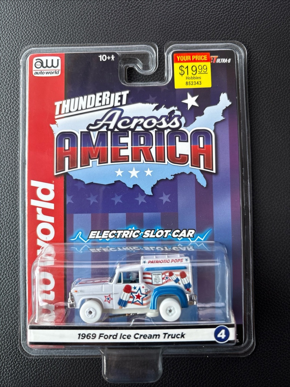 Auto world slot car CHASE 1969 ford ice cream truck